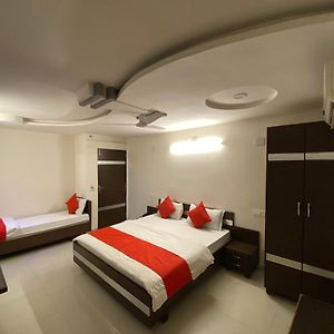 Triple Room Bath